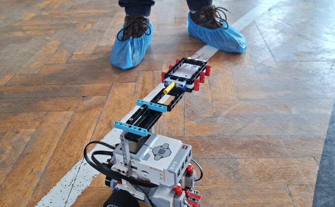 ROBOTRACK 2026