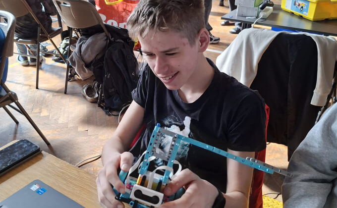 ROBOTRACK 2026