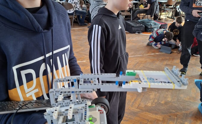 ROBOTRACK 2026